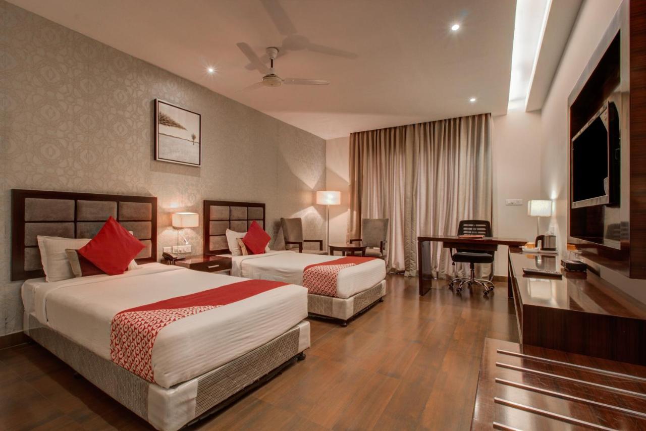 Oyo 3575 The Wave International Otel Jamshedpur Dış mekan fotoğraf