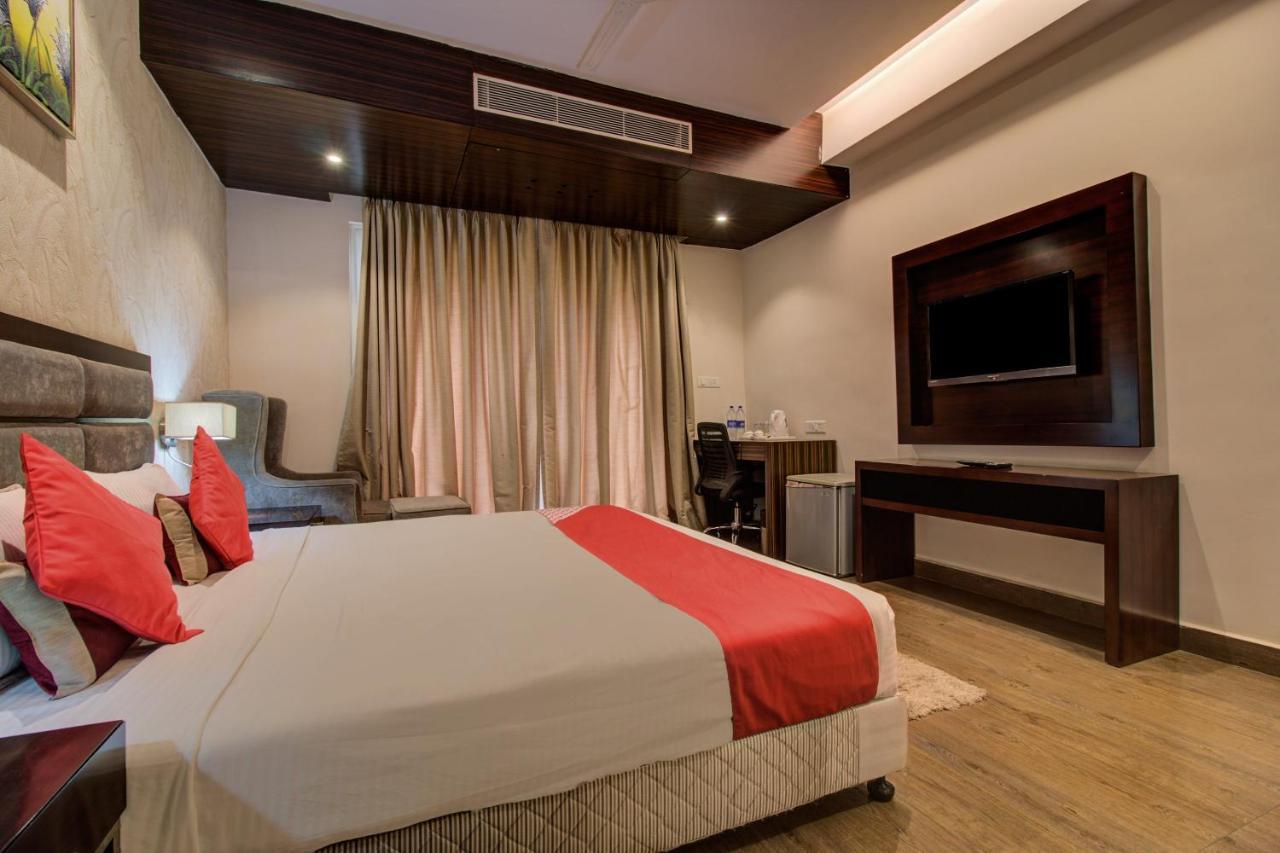 Oyo 3575 The Wave International Otel Jamshedpur Dış mekan fotoğraf
