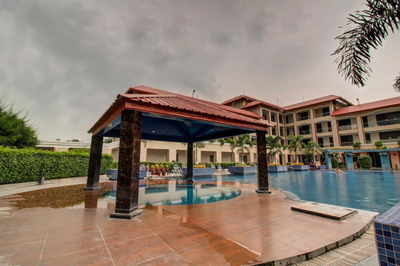 Oyo 3575 The Wave International Otel Jamshedpur Dış mekan fotoğraf